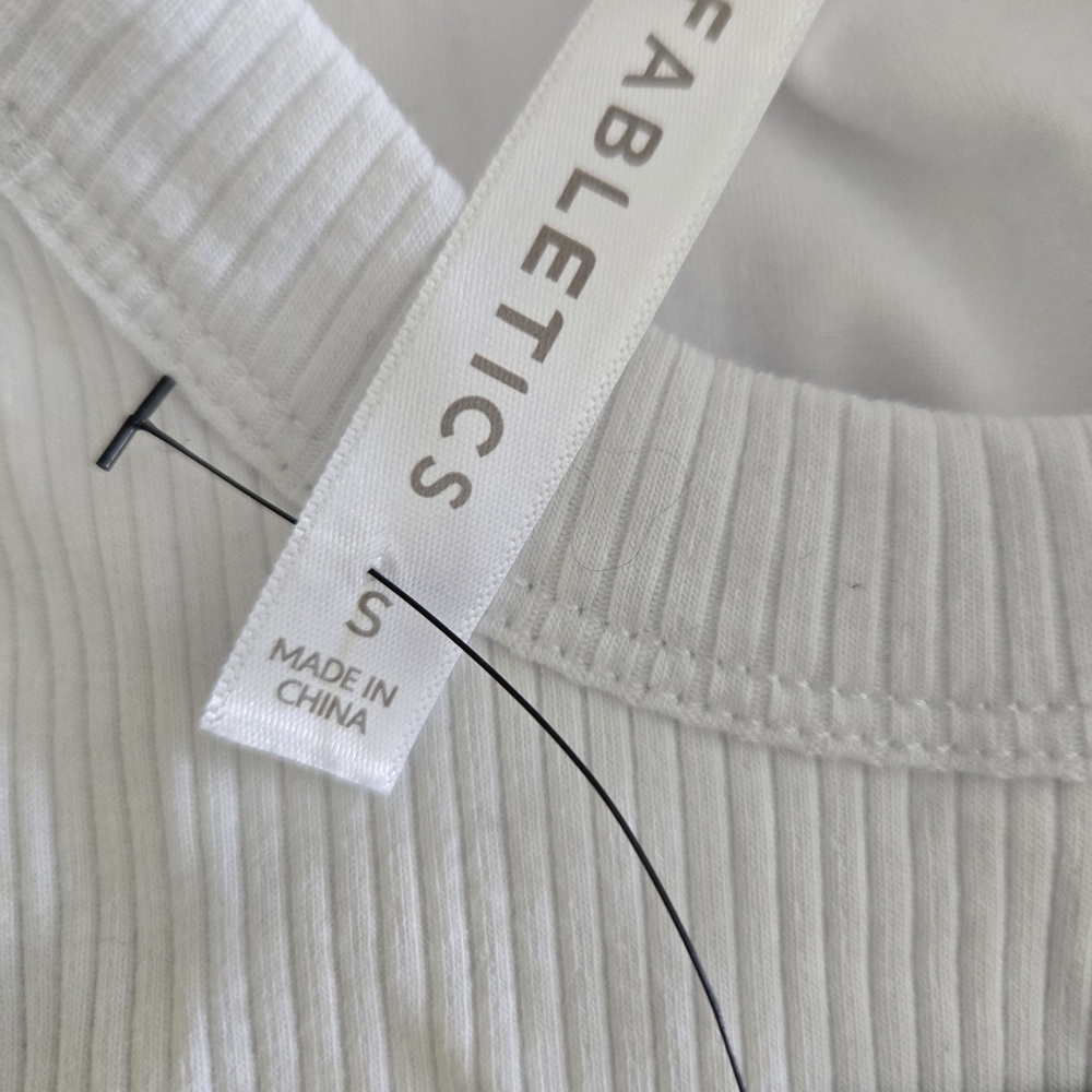 Fabletics White Ribbed Tank Top - Picture 2 of 3